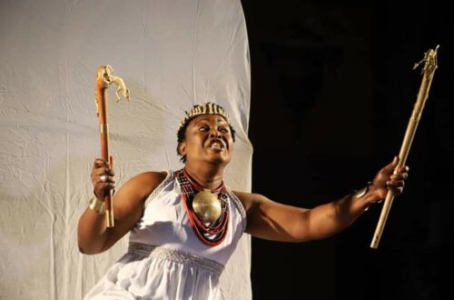 Article : Bénin : « Tassi Hangbé la Reine amazone », un spectacle et un devoir de mémoire